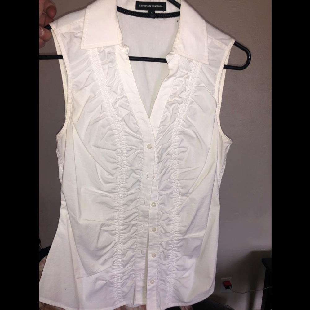 Women’s Small Express shirt!!